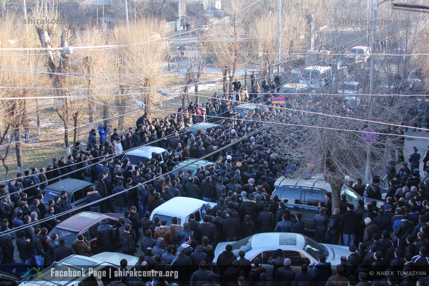 Գյումրին սգում և պահանջում է (Ֆոտոռեպորտաժ)