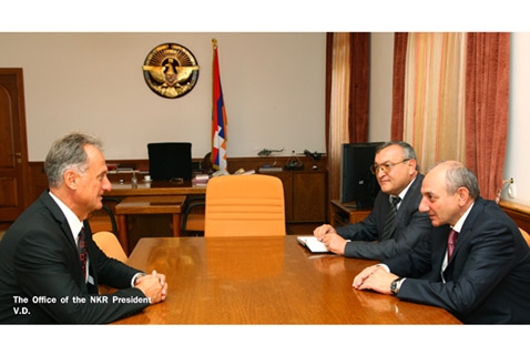 Բակո Սահակյանը հանդիպել է Հայաստանի աթլետիկայի ֆեդերացիայի նախագահի հետ